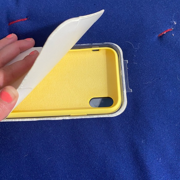 iPhone case - Picture 2 of 3